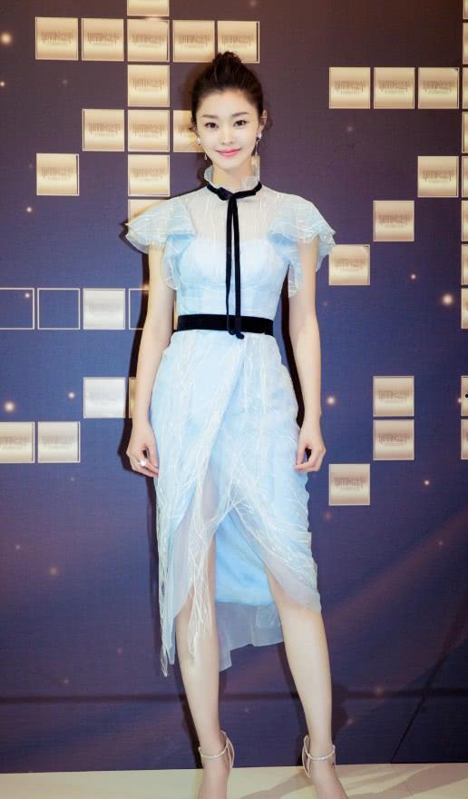 【团子笨蛋】白丝袜1.rar,白丝袜1的浪漫冒险之旅