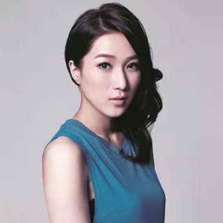 钟嘉欣老公简介,揭秘老公的非凡魅力