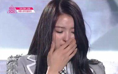 鼻梁塌陷的明星,揭秘那些鼻梁塌陷却依旧星光熠熠的明星