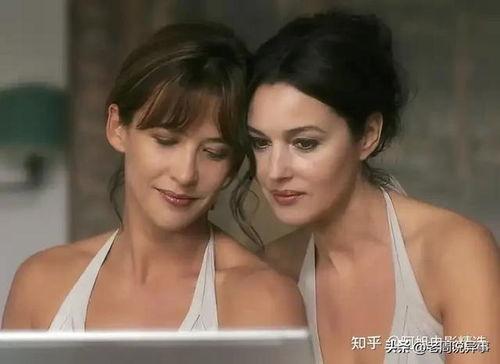 莫妮卡贝鲁奇三级视频,激情演绎，禁忌之恋