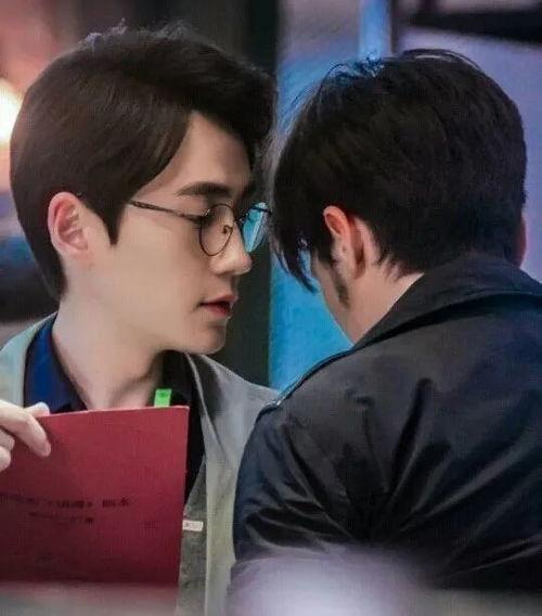 中国男星出柜的男明星,揭秘中国男星出柜背后的故事